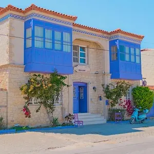 Mor Salkım Konağı Otel Alaçatı