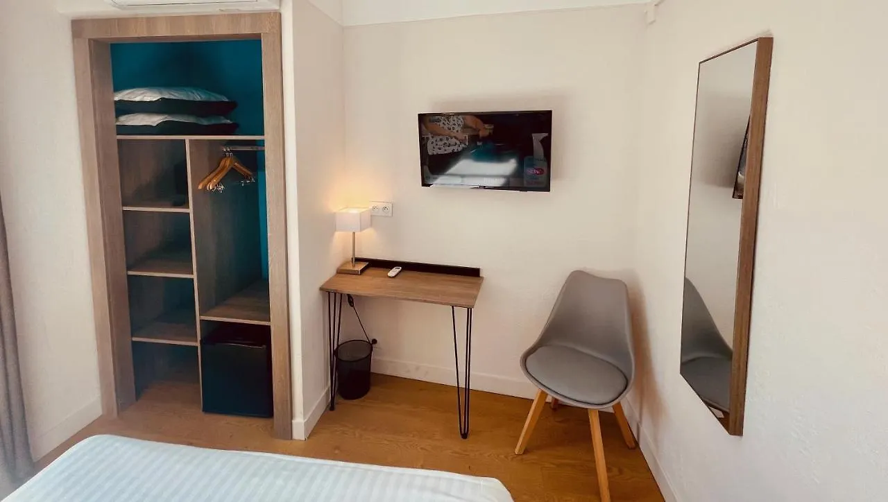 ***  Hotel Courbet Juan-les-Pins Fransa