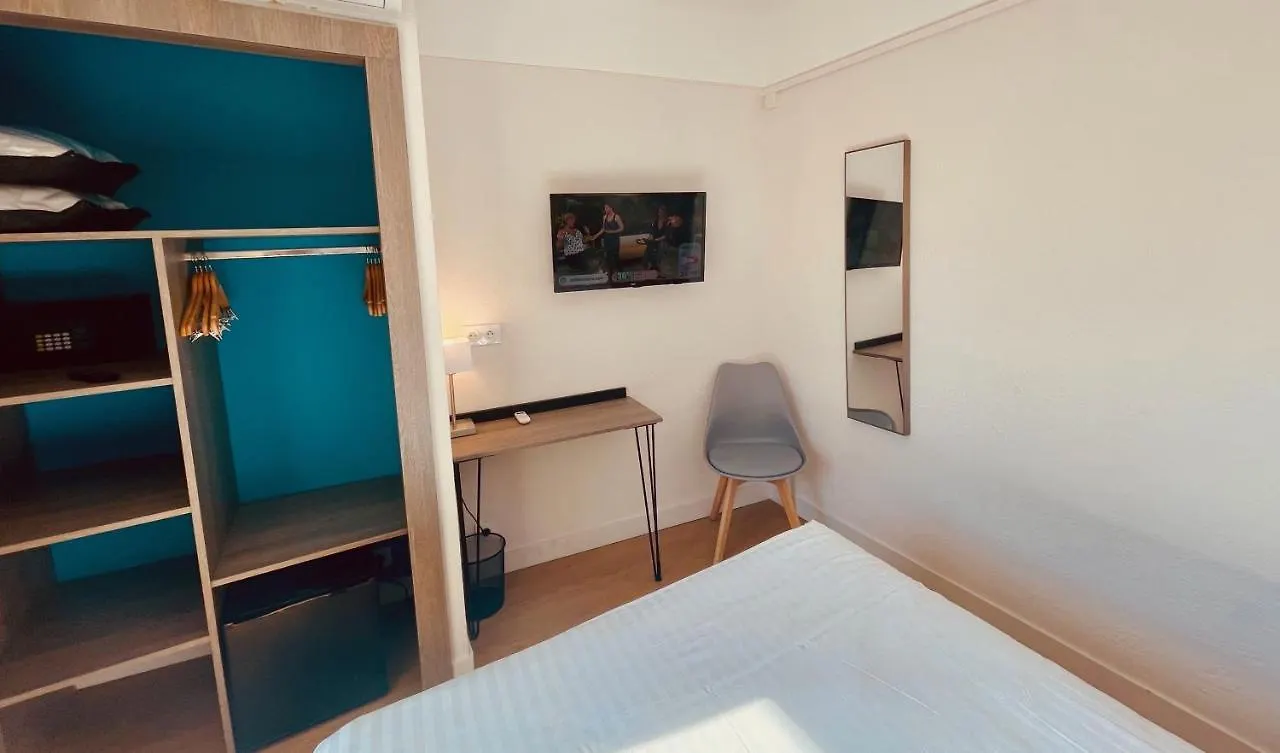 Hotel Courbet Juan-les-Pins