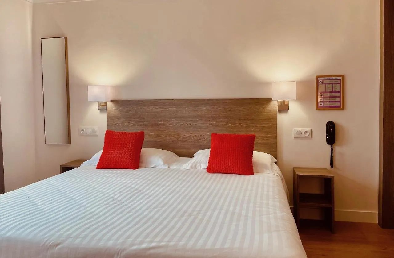 Hotel Courbet Juan-les-Pins