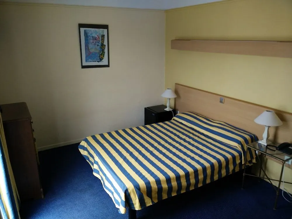 Hotel Courbet Juan-les-Pins