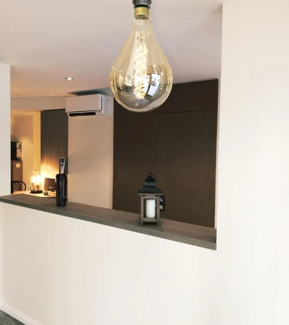 Hotel Courbet Juan-les-Pins